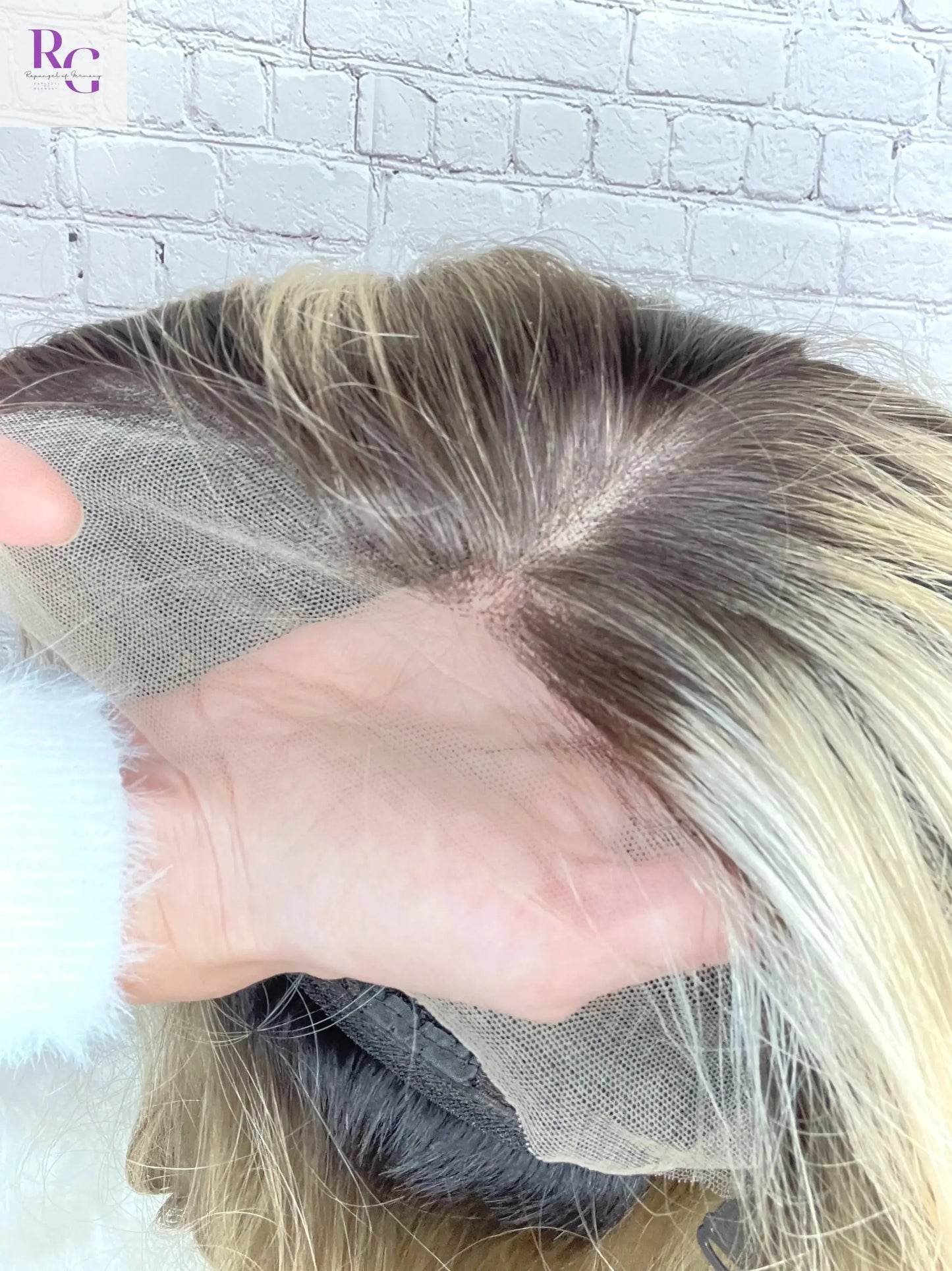 Anna-Siri / Silktop Perücke mit HD Lace / 35-40 cm / Europäisches Premium Haar / sofort lieferbar Rapunzel of Germany