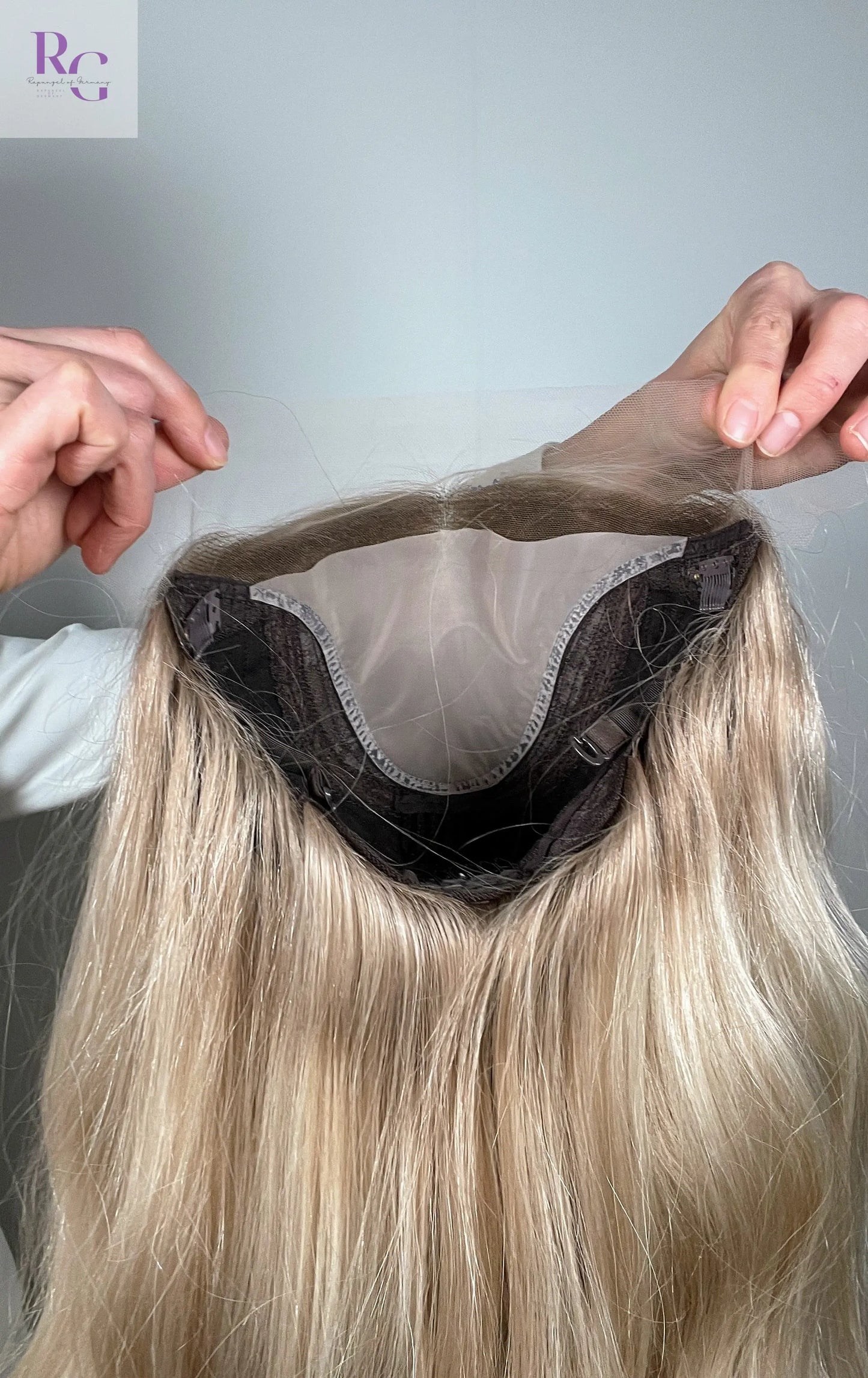 Charlotte-Alexa / Silktop Perücke mit HD Lace / Europäisches Haar / 60 cm / sofort lieferbar Rapunzel of Germany